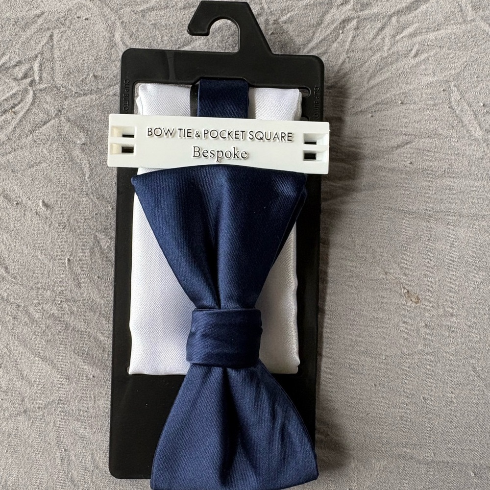 Kohl's Elegant Navy Bow Tie and White Pocket Square Set